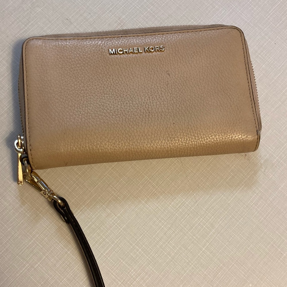 Michael Kors Wrist Wallet
